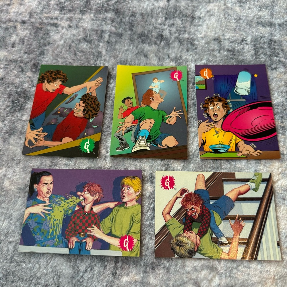 Lot of 46 Vintage Topps 1996 Goosebumps trading cards
